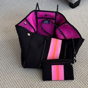 PH Neoprene Tote in Black with Pink Stripe
Small defects shown in pictures